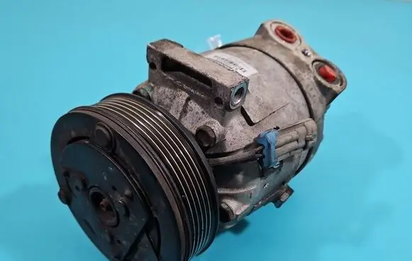 Opel Vectra C Air conditioning (A/C) compressor (pump) KTT090015 IMPRK1516092