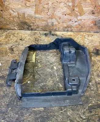 Peugeot 308 Intercooler air channel guide 9677363980
