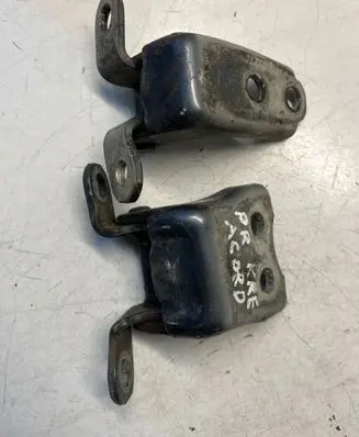 Front door hinge set