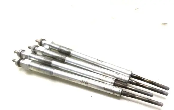 Toyota Corolla E120 E130 Glow plug Y531J NGK