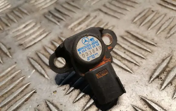 Mercedes-Benz C W203 Air pressure sensor 0041533328