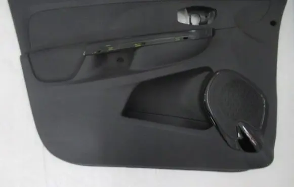 Renault Clio IV Front door card panel trim 809016759R