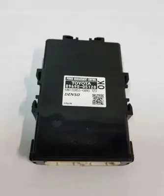 Toyota Avensis T270 Trunk lid opening control unit 