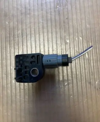 Hyundai ix35 Airbag deployment crash/impact sensor 959202S000 60801331525