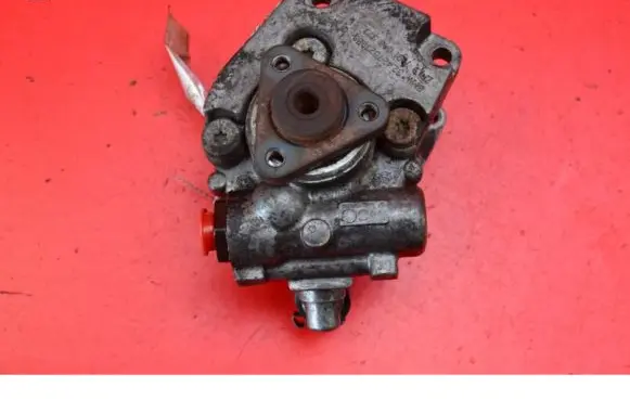 BMW 7 E65 E66 Power steering pump