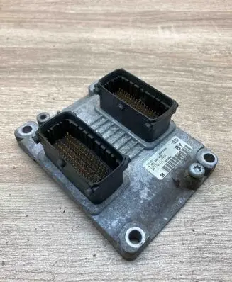 Opel Corsa C Engine control unit/module ECU 09115111 0261206072