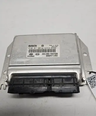 KIA Sorento Engine control unit/module 391004A720