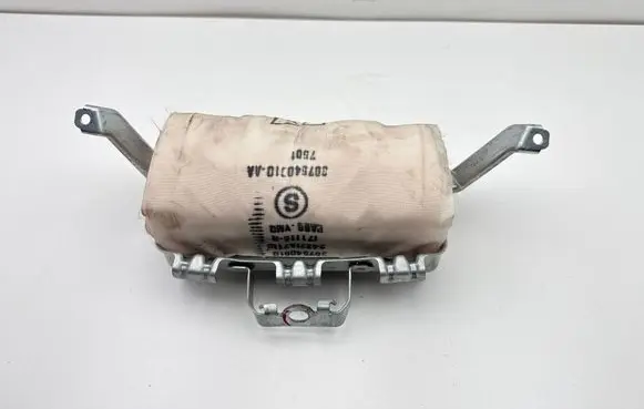 Toyota Yaris Passenger airbag 307302620 31715