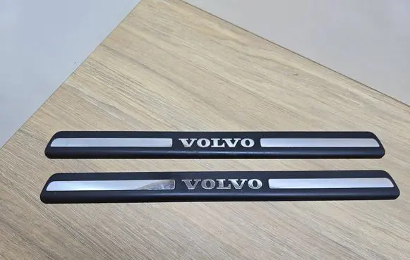 Volvo XC90 Front sill trim cover 8659960