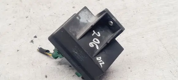 Peugeot 206 Glow plug pre-heat relay 9639912580 RSA9639912580 51299011A