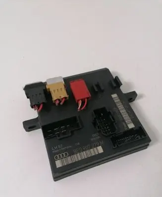 Audi A4 S4 B6 8E 8H Comfort/convenience module 8E0907279M