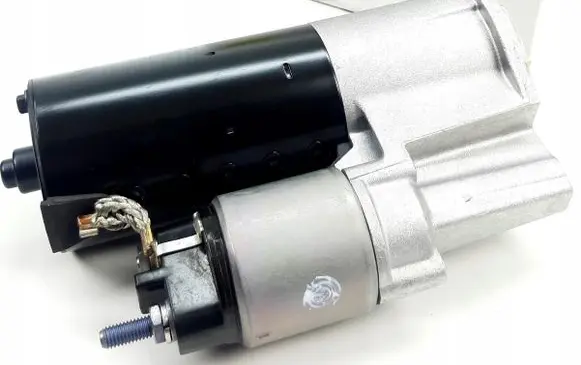 Audi Q7 4L Starter motor 012911023FX