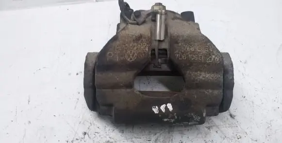 Volkswagen Touareg I Front brake caliper 7L6106D 768E064