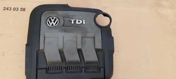Volkswagen Polo V 6R Engine cover (trim) 03P103925A