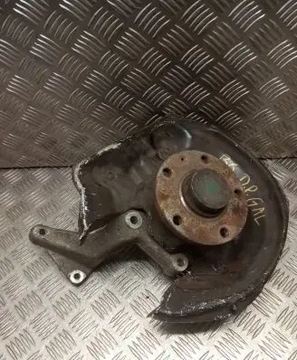 Volkswagen PASSAT B6 Rear wheel hub