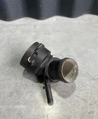 Skoda Octavia Mk2 (1Z) Engine coolant pipe/hose 6Q0122291E PA66GF30