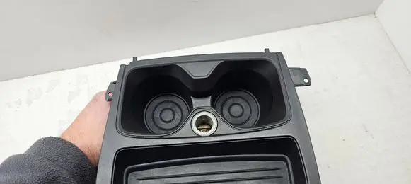 BMW 1 F20 F21 Cup holder 9207321 162083