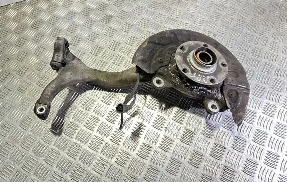 Audi A4 S4 B7 8E 8H Front wheel hub