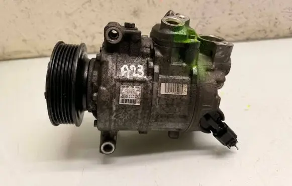 Audi A4 S4 B8 8K Air conditioning (A/C) compressor (pump) 8K0260805L