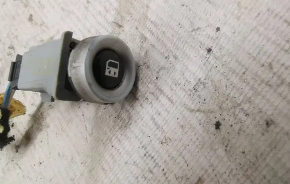 Citroen C8 Electric sliding door switch 1495737077