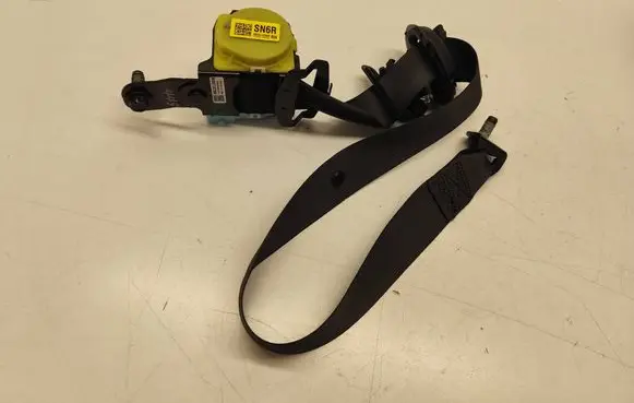 Hyundai Santa Fe Third row seat belt 89823S1100