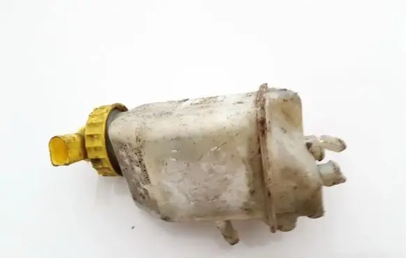 Brake fluid reservoir