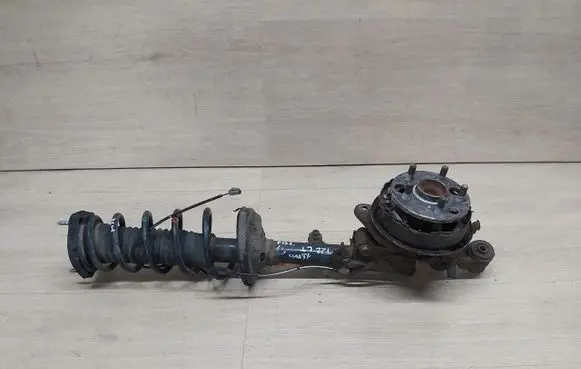 Toyota Avensis T220 Shock absorber/damper/air suspension 