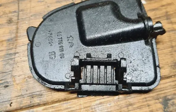 Other engine bay part