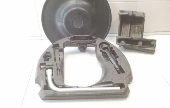 Audi A6 S6 C7 4G Tool set 4G0012109 4G0012116 4G0861835