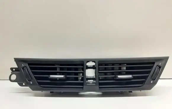 BMW X1 E84 Dash center air vent grill 2991235 64222991235 2991681