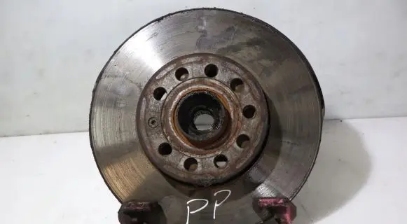 Volkswagen Touran I Front wheel hub spindle knuckle