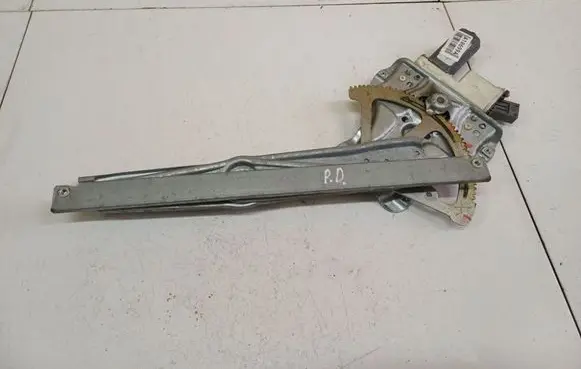 Toyota Avensis T250 Sliding door window regulator with motor 