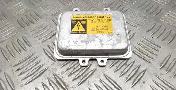 BMW 5 E60 E61 Headlight ballast module Xenon 5DV00900000