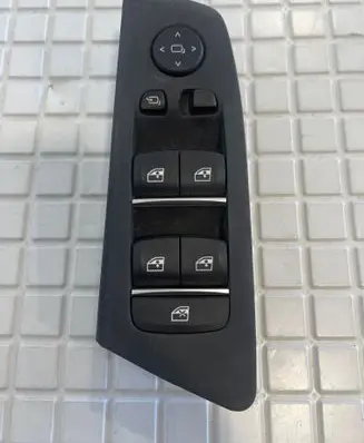 BMW 5 G30 G31 Electric window control switch 6832729 070122 L30783