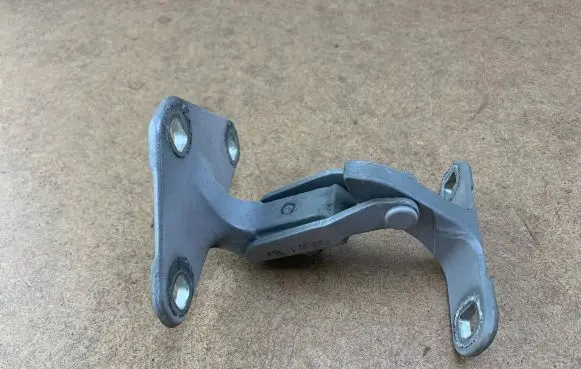 BMW X5 E70 Engine mounting bracket 41627170918 7170918