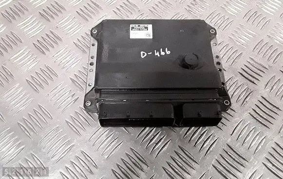 Toyota Prius (XW30) Engine control unit/module 8966147280 2753007393