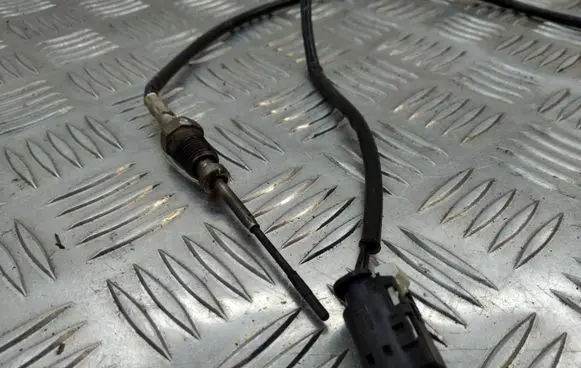 BMW X1 F48 F49 Exhaust gas temperature sensor 8570121