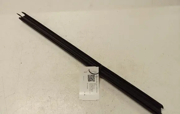 BMW X5 F15 Rear door window/glass frame 728964164209 7289641