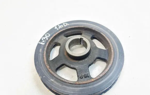 Hyundai i30 Crankshaft pulley 