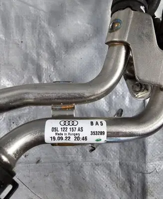 Audi A4 S4 B9 8W Engine coolant pipe/hose 05L122157AS 353289 1909222046