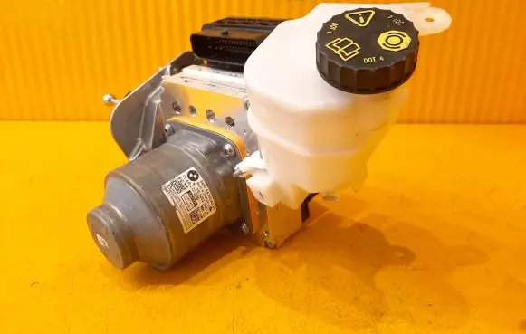 BMW 7 G70 ABS Pump 5A75DA5