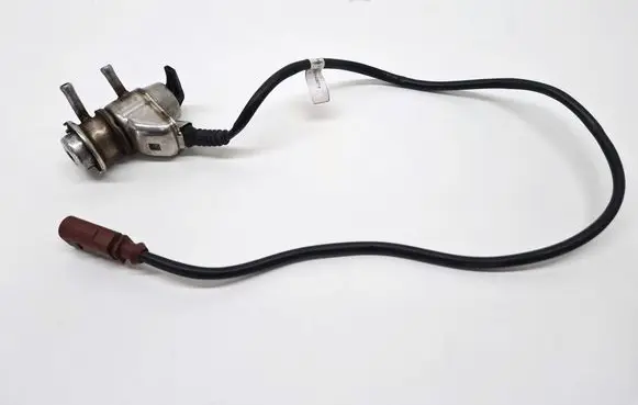 Audi A4 S4 B9 AdBlue injector 0444025048