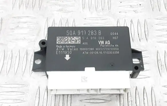 Seat Leon (5F) Parking PDC control unit/module 5QA919283B