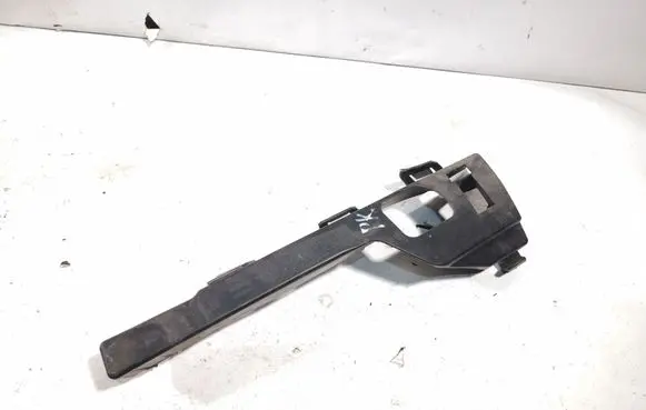 Ford Focus Front bumper mounting bracket 4M5117E857A