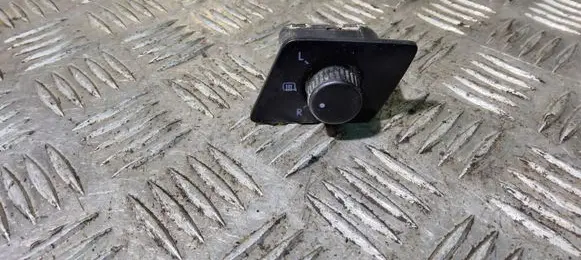 Volkswagen Polo Wing mirror switch 6Q1959565H