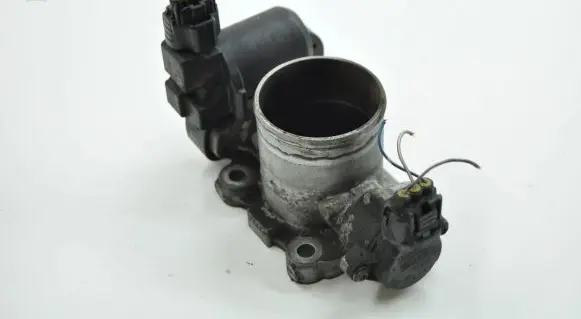 Lexus IS 220D-250-350 Throttle valve 260106H23