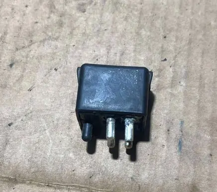 Mercedes-Benz E W124 Other relay 2015400350 872610