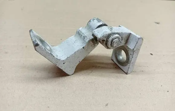 Skoda Scala Front door upper hinge