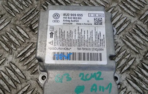 Audi Q3 8U Airbag control unit/module 8U0959655