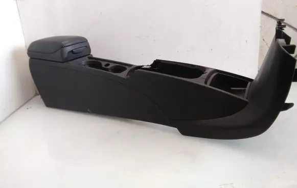 Volvo V50 Center console 33374M